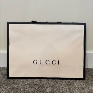 Gucci Cream and Black Shopping Tote/Gift Bag